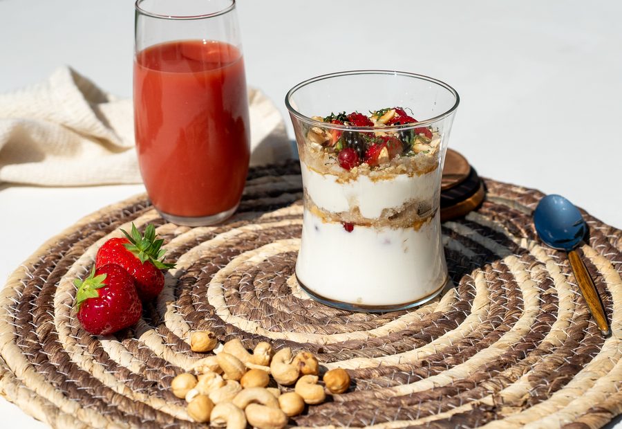 Fonio breakfast parfait