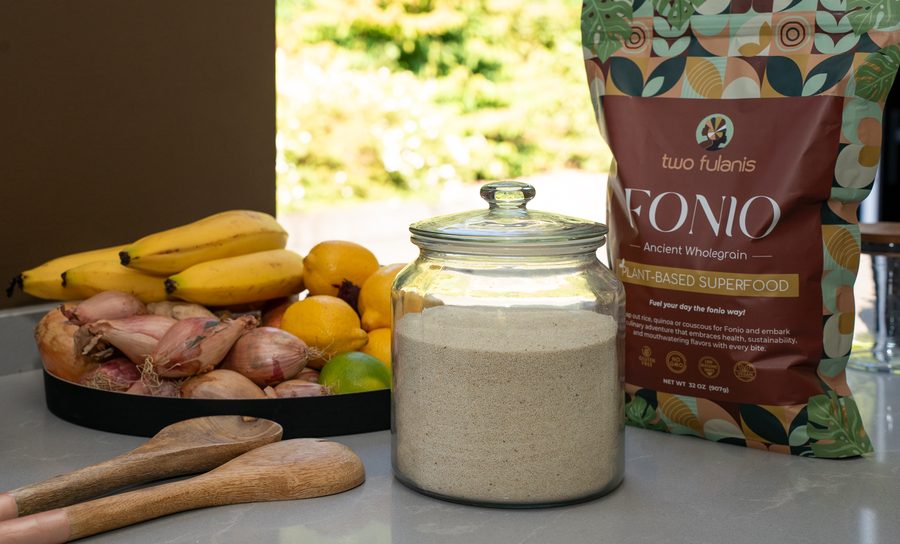 Fonio grain bag with produce